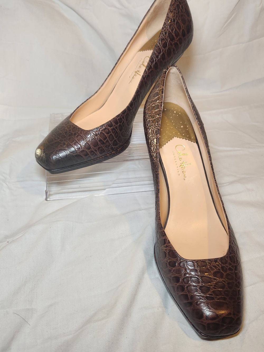 Cole Haan Women's Brown Croc-Embossed Leather Pumps 10B